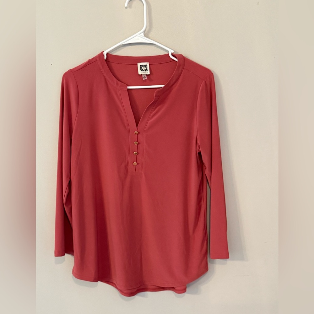 Anne Klein Small  3/4 sleeve shirt Rose Pink with Button Accents